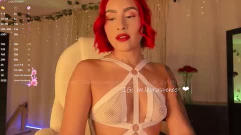 Snapshot of _lauraspencer_ chatting on September 21, 7:10 am Laura online show from September 21, 7:10 am