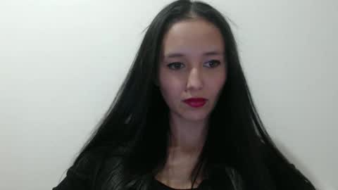 Snapshot of _laureneyes chatting on December 6, 4:36 am Lauren 3 online show from December 6, 4:36 am