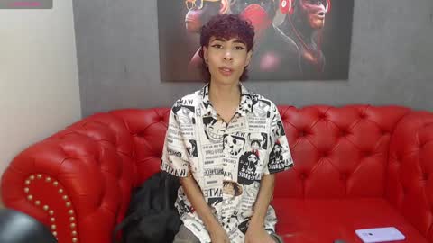  L E M M O N  online show from December 15, 6:26 pm