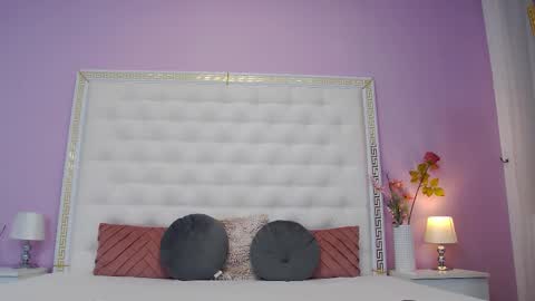 Lena Paul online show from December 1, 4:50 am