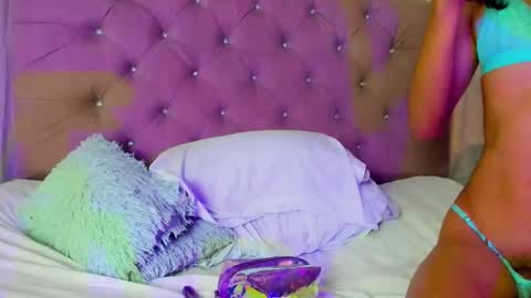 _lexx1e online show from October 8, 2:04 pm