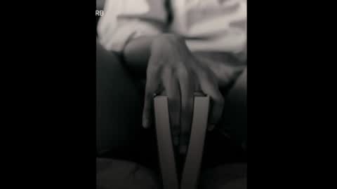 Lia Stone online show from April 15, 8:20 pm