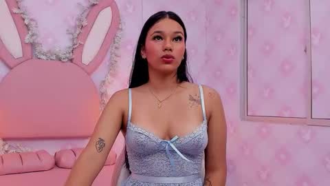  Lia Swan  online show from November 10, 3:27 am