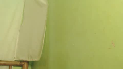 _lilies_gigi_ online show from February 8, 12:14 am