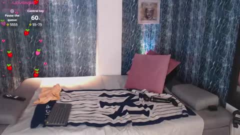 Snapshot of _lilithrose chatting on September 19, 8:42 pm Ask me online show from September 19, 8:42 pm