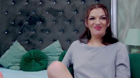 Snapshot of _lissa_ann_ chatting on February 18, 10:03 pm Lisa online show from February 18, 10:03 pm