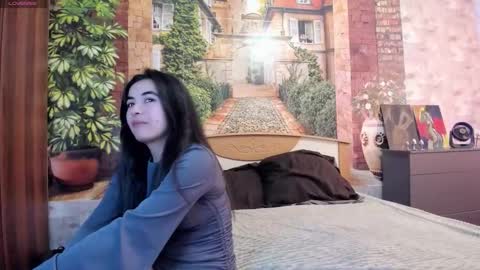 Snapshot of _litteangie_ chatting on March 26, 2:06 am _litteangie_ online show from March 26, 2:06 am