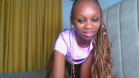 Snapshot of _littlevenus chatting on September 16, 3:29 am Littlevenus online show from September 16, 3:29 am