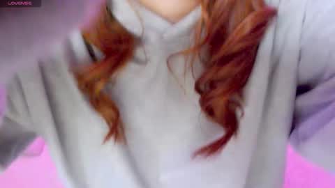 Snapshot of _lloou_ chatting on November 5, 1:49 am Sofia 3 online show from November 5, 1:49 am