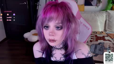 Snapshot of _lollyshy_ chatting on September 9, 12:59 pm Lolly online show from September 9, 12:59 pm