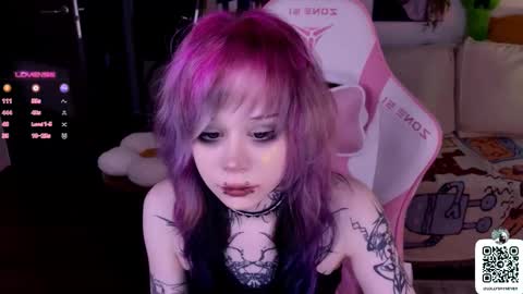 Snapshot of _lollyshy_ chatting on September 15, 11:54 am Lolly online show from September 15, 11:54 am