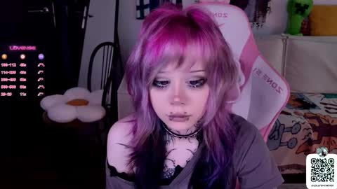 Snapshot of _lollyshy_ chatting on September 21, 12:07 pm Lolly online show from September 21, 12:07 pm
