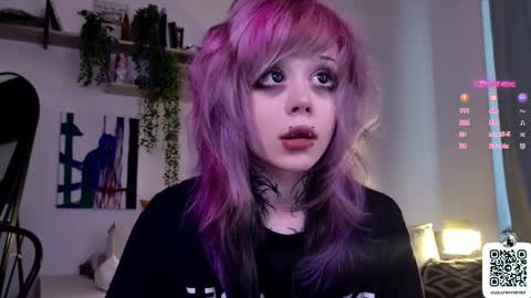Snapshot of _lollyshy_ chatting on October 1, 10:32 am Lolly online show from October 1, 10:32 am