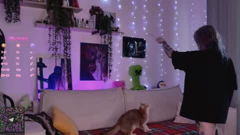 Lolly online show from February 7, 9:02 am