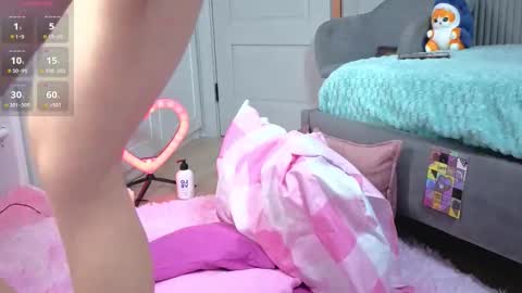 Emma online show from February 9, 5:00 am