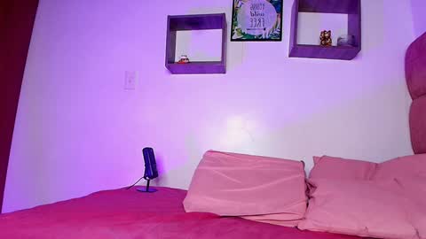 Lorrayne online show from January 29, 11:51 am