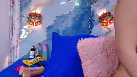 Lorrayne online show from December 22, 12:13 pm