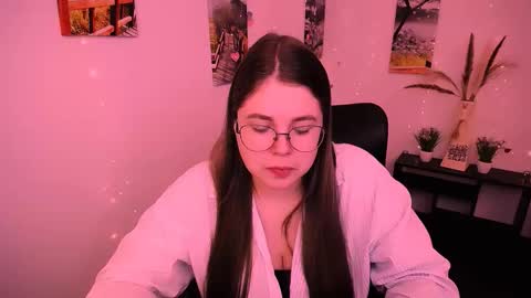 Mary online show from September 20, 11:11 am