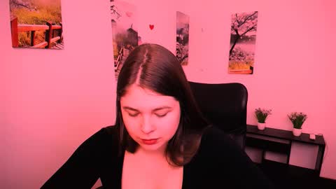 Mary online show from September 25, 8:51 am