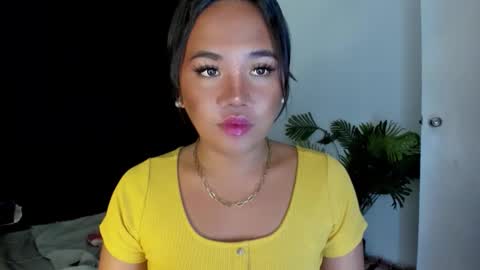 _lovelyyan69_ online show from December 22, 5:21 pm