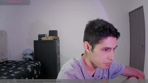 Snapshot of _lucky_man_ chatting on June 17, 3:31 am David online show from June 17, 3:31 am