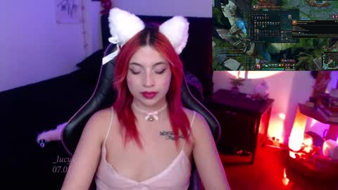 Queen.  Help me reach 100 thumbs up  online show from January 8, 12:17 am