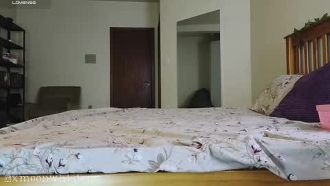 Snapshot of _m00n_ chatting on January 13, 6:05 pm 00 FANSLY online show from January 13, 6:05 pm