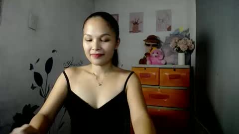 Snapshot of _m1ssj3n chatting on April 21, 4:52 am _m1ssj3n online show from April 21, 4:52 am