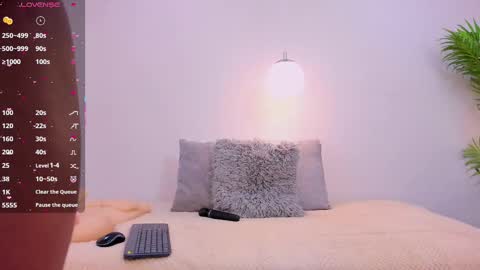 Madison Cooper online show from November 10, 12:26 pm