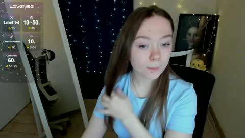 Snapshot of _margoqueen_ chatting on May 4, 6:42 am Margo online show from May 4, 6:42 am