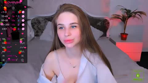 Eva  online show from December 31, 8:26 am