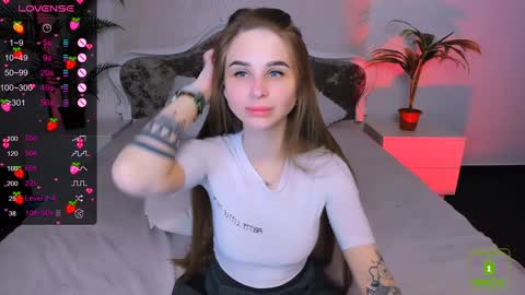Eva  online show from January 6, 4:36 am