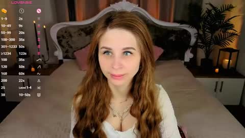 Snapshot of _mari_clark chatting on May 31, 10:00 pm Eva online show from May 31, 10:00 pm