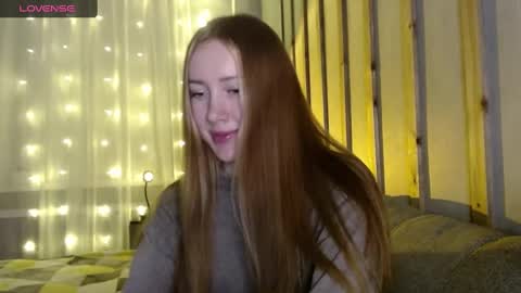 Snapshot of _marianne_ chatting on December 28, 1:49 pm online show from December 28, 1:49 pm