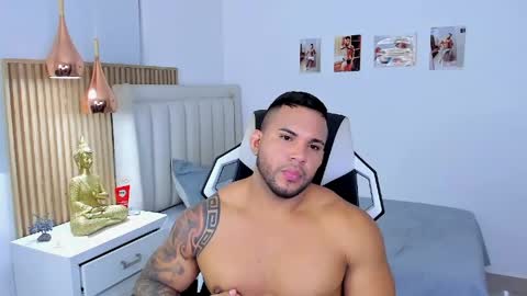_matthew_santos_ online show from May 6, 1:47 am