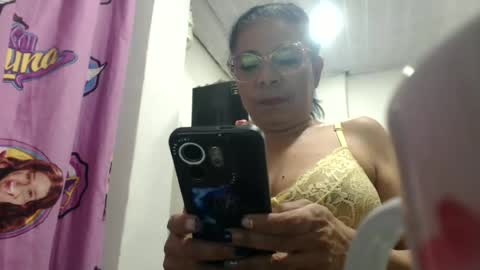 _maturesexx online show from July 4, 4:40 am