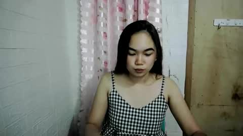 _maureen_ online show from February 4, 7:36 am