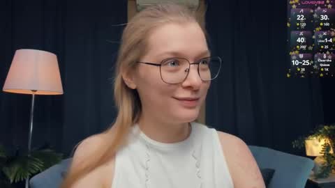 Elva and Kate  online show from November 9, 11:08 am