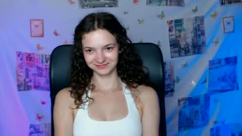 Snapshot of _megasta chatting on June 24, 6:23 am Susie online show from June 24, 6:23 am