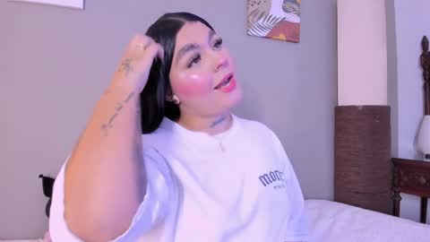 _melodyblossom_ online show from October 8, 8:17 pm