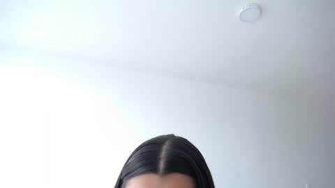  MIa blue 18  online show from April 9, 6:02 pm