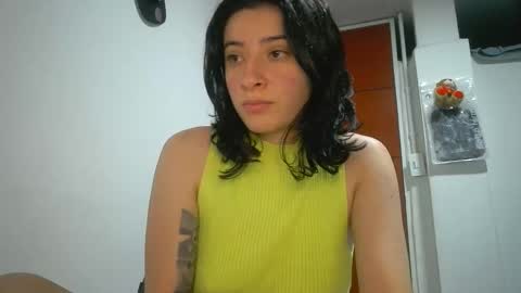 Snapshot of _mia_foster1 chatting on January 9, 4:04 am Mia-foster online show from January 9, 4:04 am