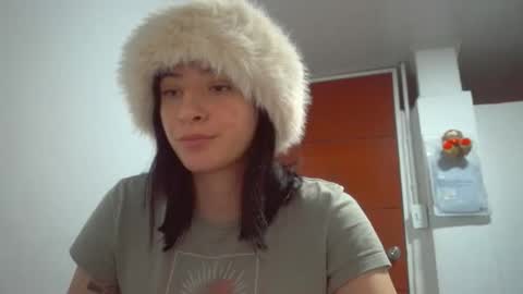 Snapshot of _mia_foster1 chatting on January 13, 7:08 pm Mia-foster online show from January 13, 7:08 pm