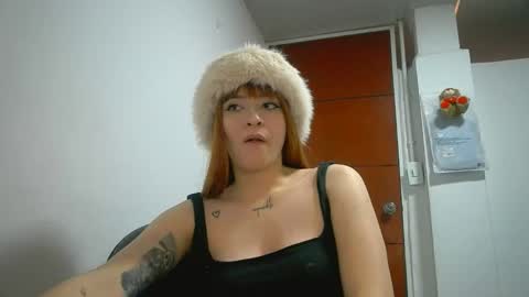 Snapshot of _mia_foster1 chatting on January 14, 9:20 pm Mia-foster online show from January 14, 9:20 pm