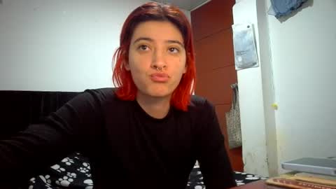 Snapshot of _mia_foster1 chatting on June 13, 6:50 pm Mia-foster online show from June 13, 6:50 pm