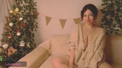 Snapshot of _mia_more chatting on December 29, 1:24 am Mia online show from December 29, 1:24 am