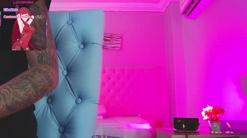 Snapshot of _miia_sweet chatting on November 15, 11:40 am Paula online show from November 15, 11:40 am