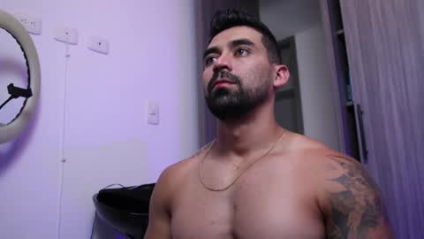 soy mike online show from December 17, 9:43 pm