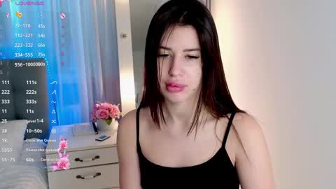 Snapshot of _mila__aa chatting on April 12, 6:29 am Milana online show from April 12, 6:29 am