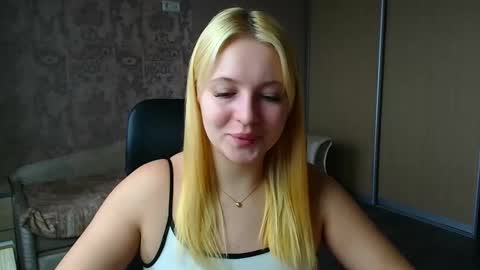 Melanie online show from March 28, 12:49 pm